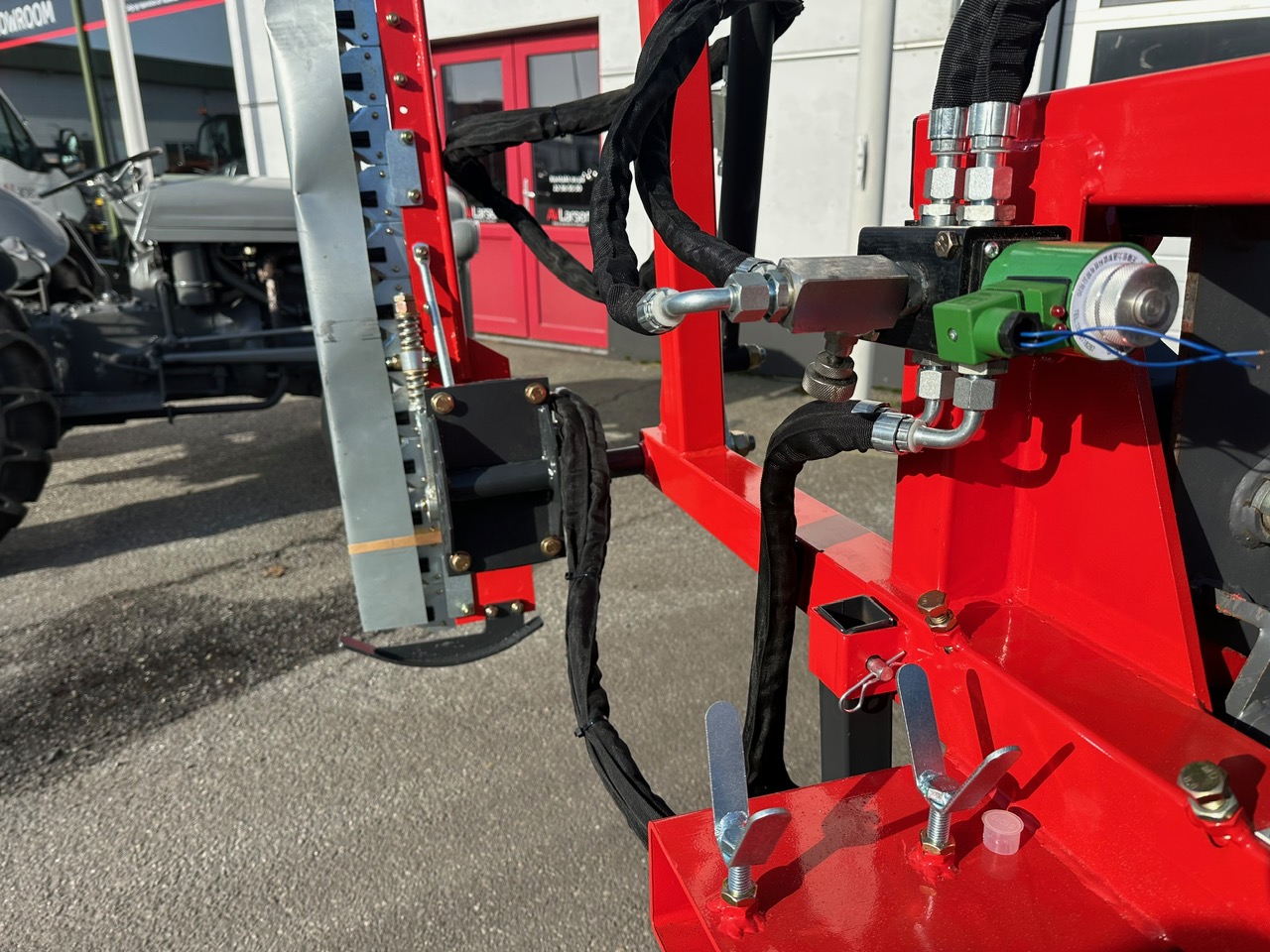 Elektromagnetventil med slangetilslutninger